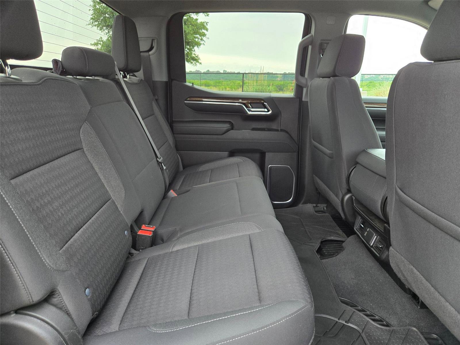 Used 2023 GMC Sierra 1500 SLE AWD/4WD image 27