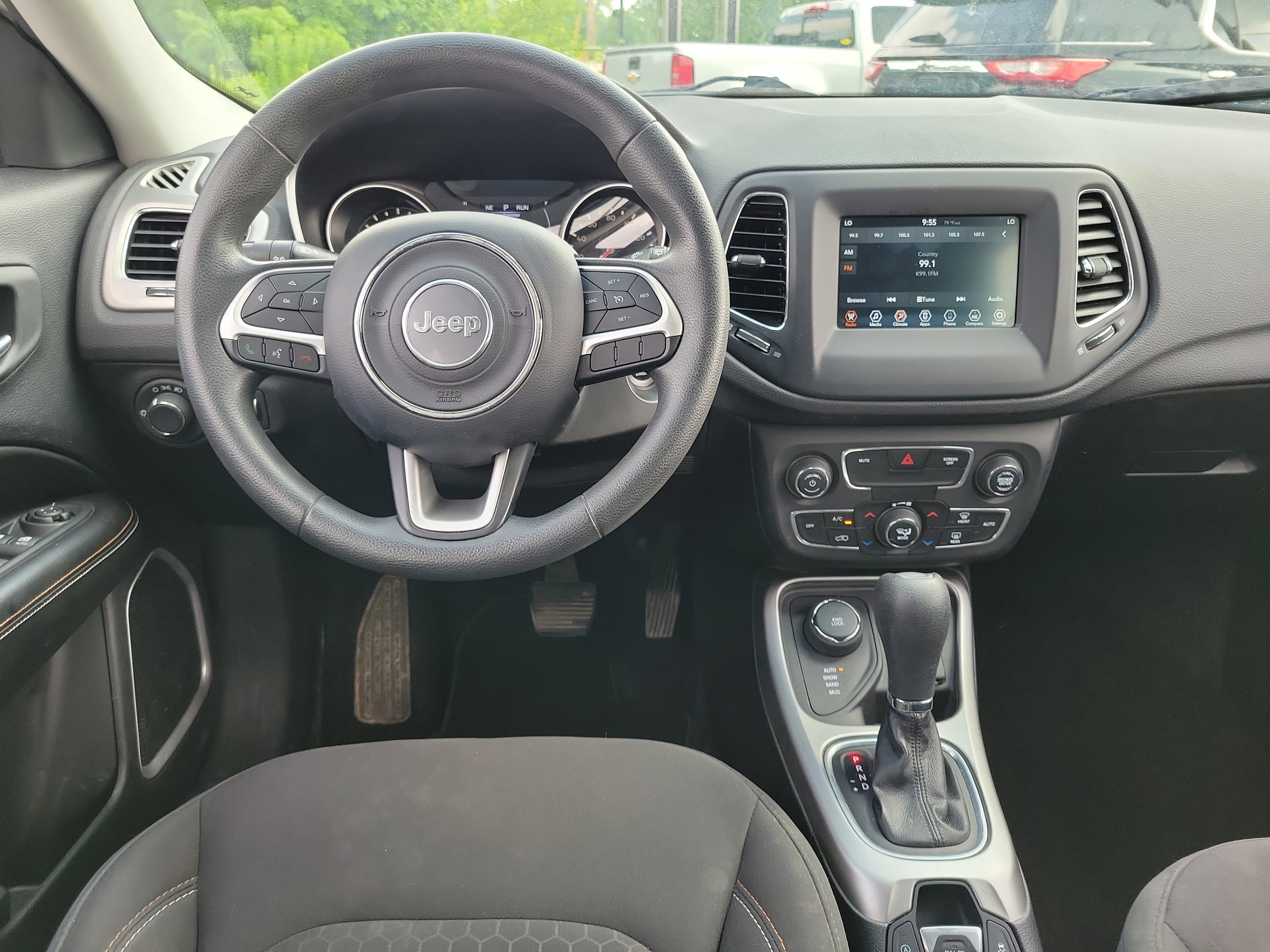 Used 2019 Jeep Compass Sport image 10