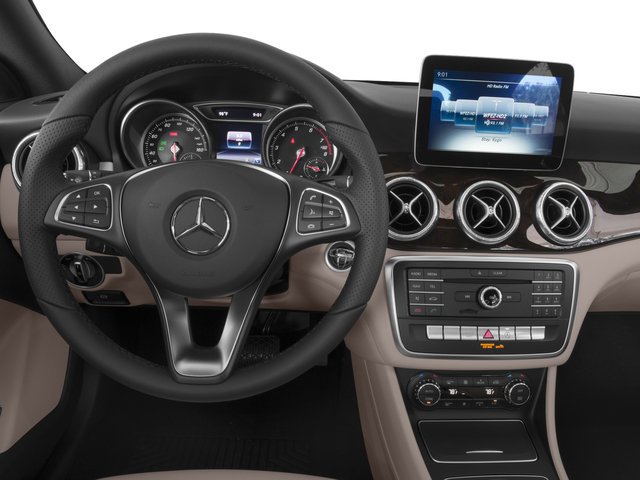 Used 2017 Mercedes-Benz CLA 250 4MATIC image 10
