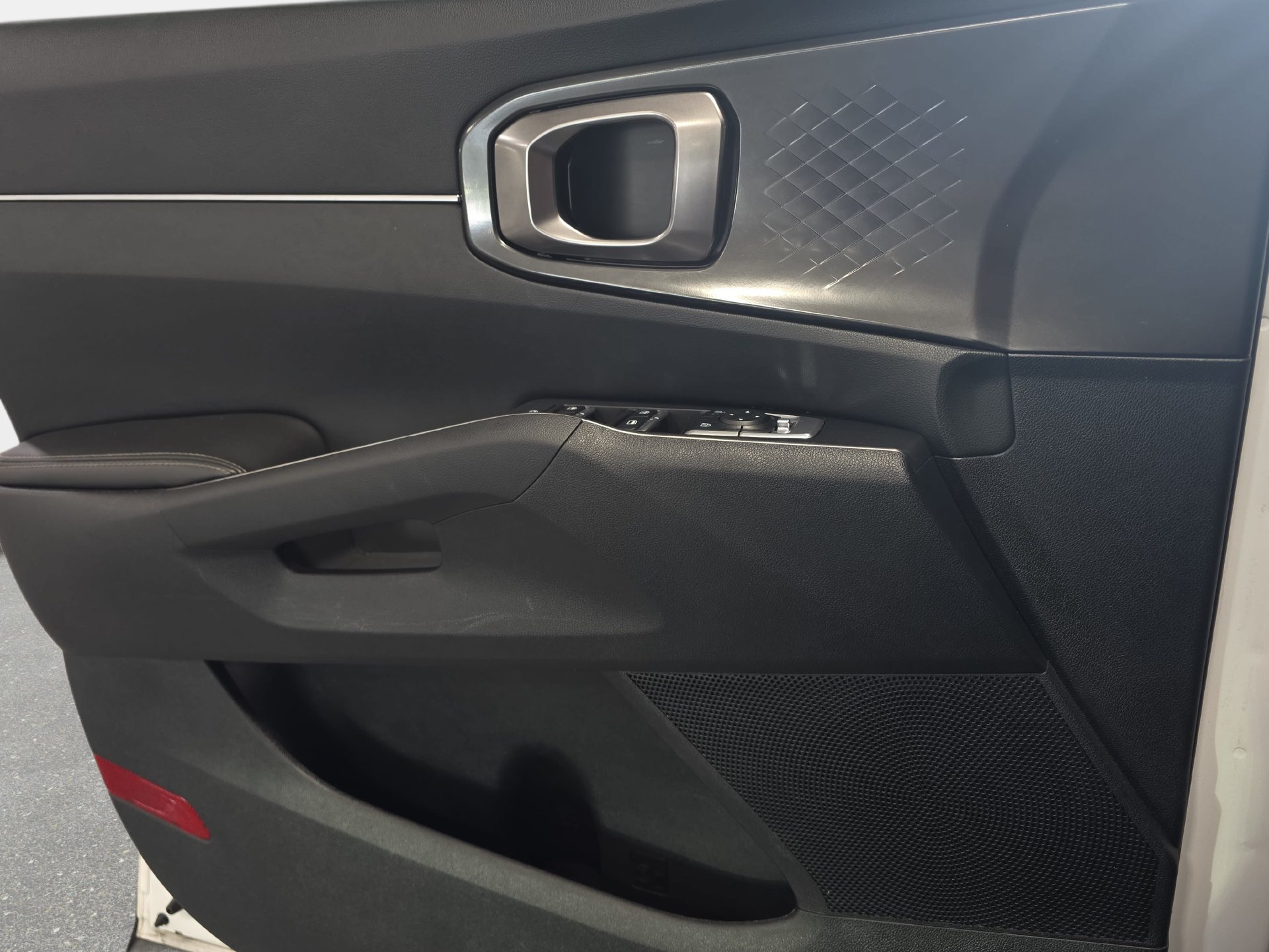 Used 2025 Kia Sorento S w/ Panoramic Sunroof Package FWD image 25