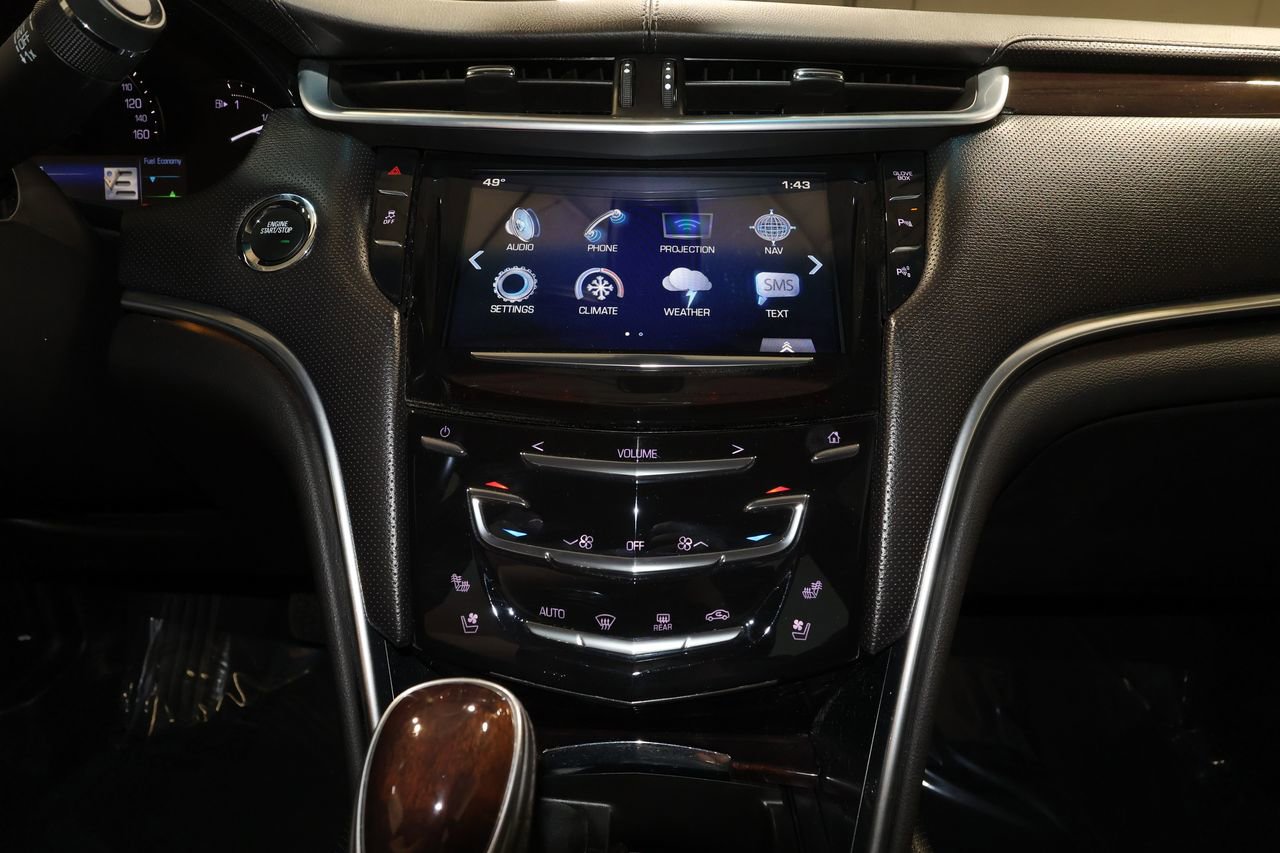 Used 2017 Cadillac XTS Luxury FWD image 10