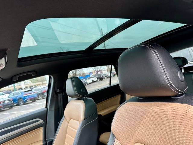 Used 2023 Volkswagen Atlas Cross Sport SEL Premium R-Line image 15