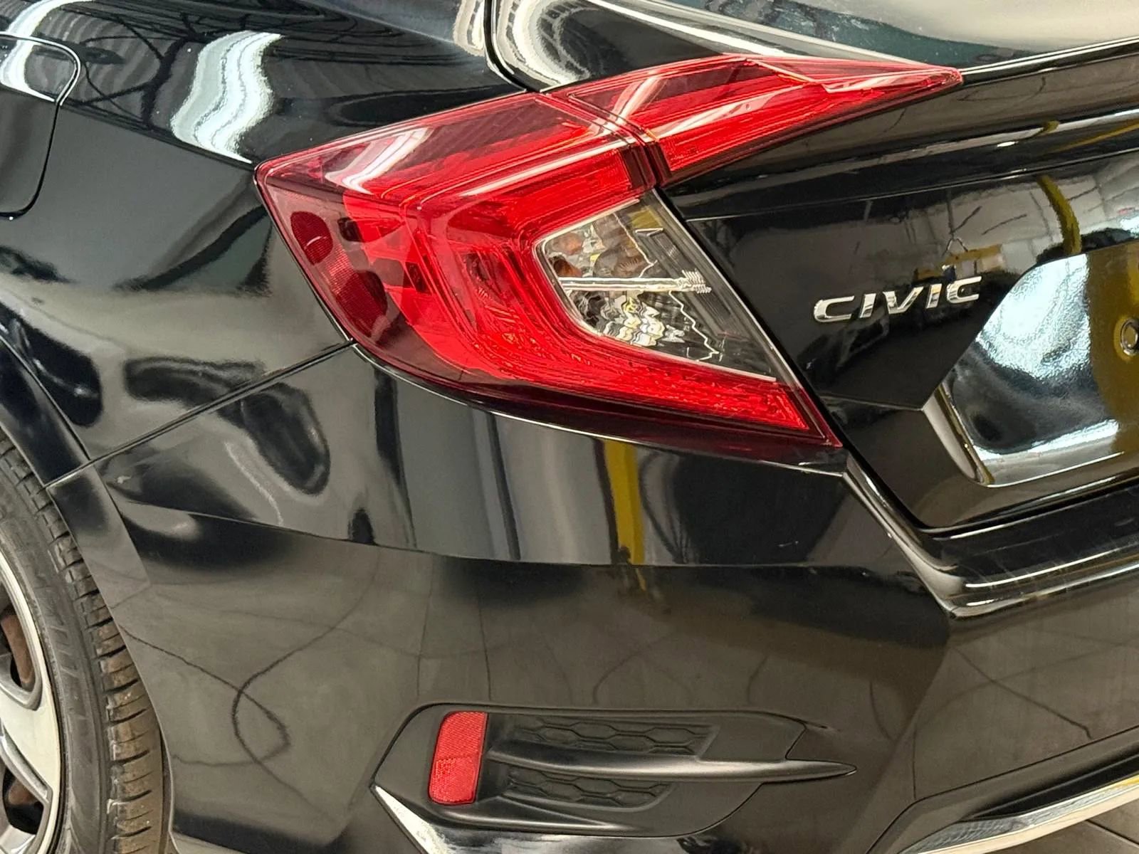 Used 2020 Honda Civic LX image 10