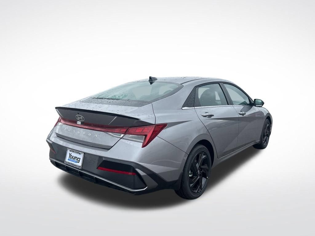 New 2026 Hyundai Elantra SEL Sport Premium image 5