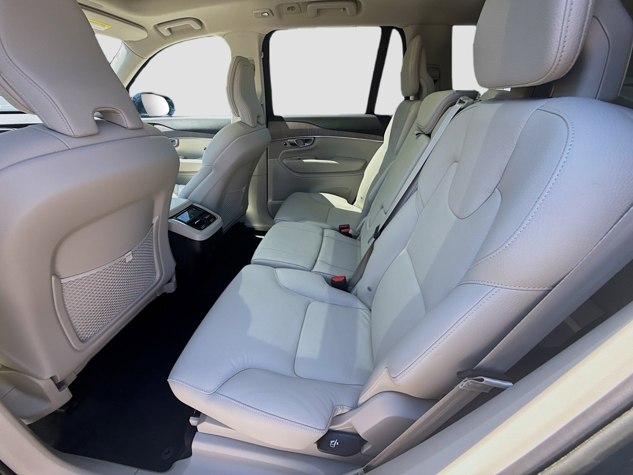 Used 2023 Volvo XC90 B5 Plus w/ Protection Package Premier AWD/4WD image 22