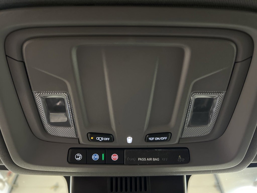 Used 2022 GMC Sierra 1500 Elevation image 25