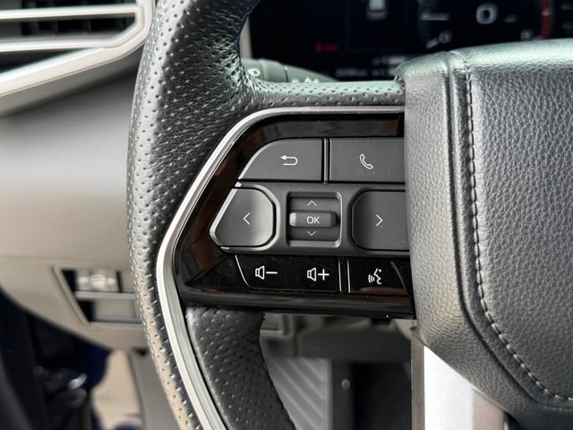 Used 2024 Toyota Sequoia Platinum AWD/4WD image 16