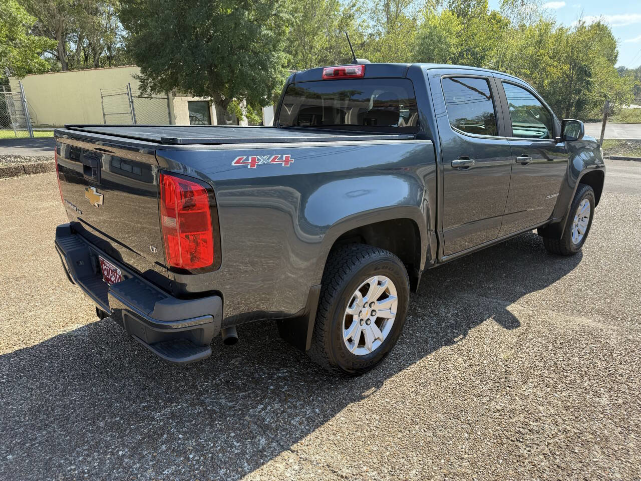 Used 2019 Chevrolet Colorado LT w/ Safety Package image 5