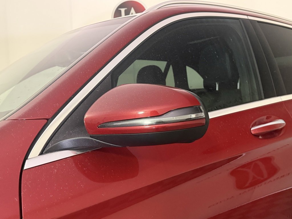 Used 2017 Mercedes-Benz GLC 300 4MATIC image 10