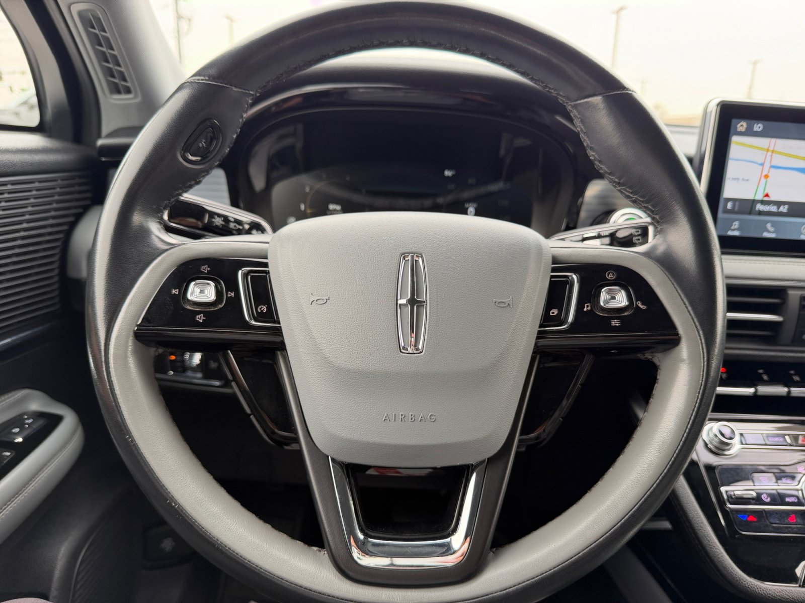 Used 2022 Lincoln Corsair Reserve FWD image 9