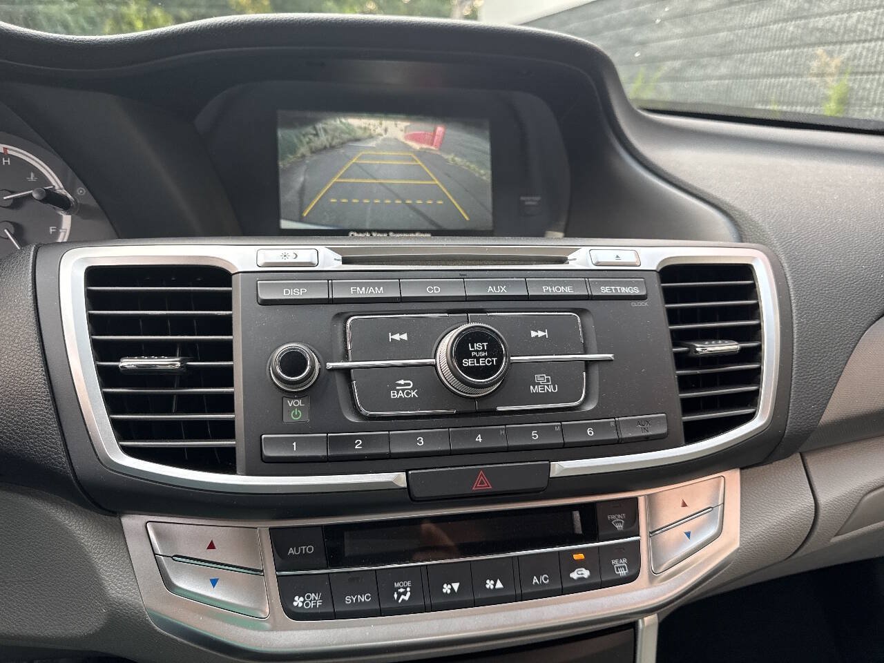 Used 2013 Honda Accord LX image 27