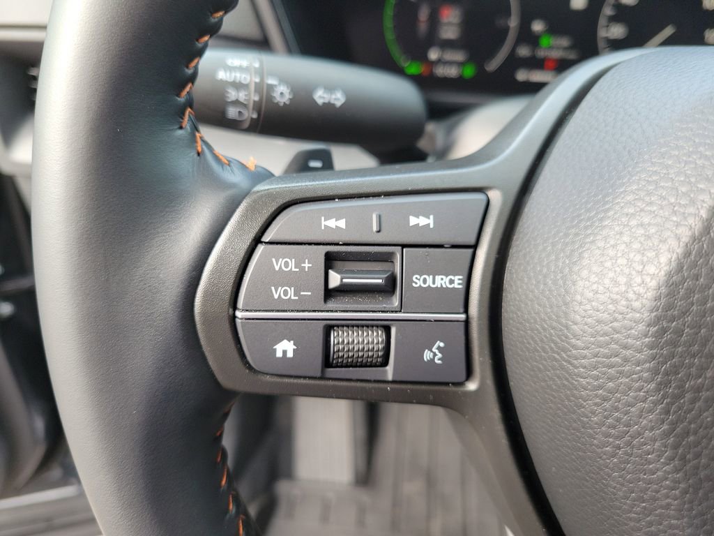 Certified 2025 Honda CR-V Sport image 29