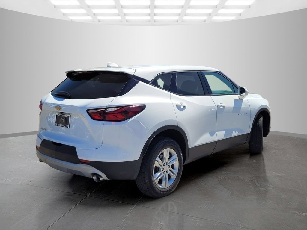 Used 2020 Chevrolet Blazer LT FWD image 4