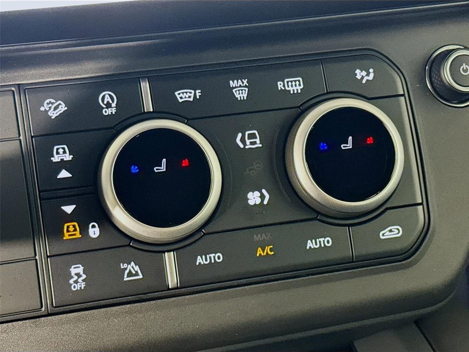New 2026 Land Rover Defender 110 X-Dynamic SE AWD/4WD image 23