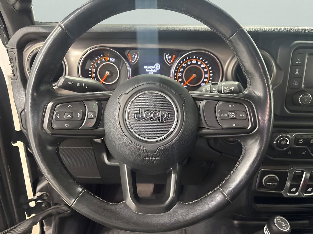 Used 2020 Jeep Wrangler Sport AWD/4WD image 12
