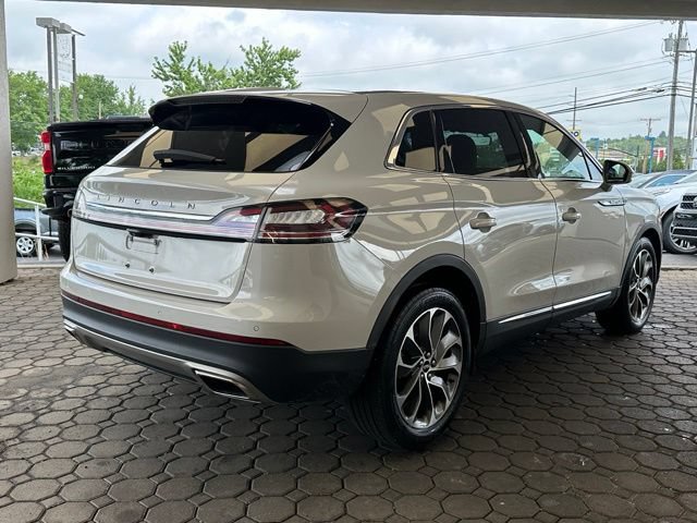 Certified 2022 Lincoln Nautilus Reserve w/ Luxury Package AWD/4WD image 26