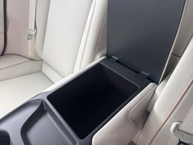 Used 2024 Lucid Air Touring image 36