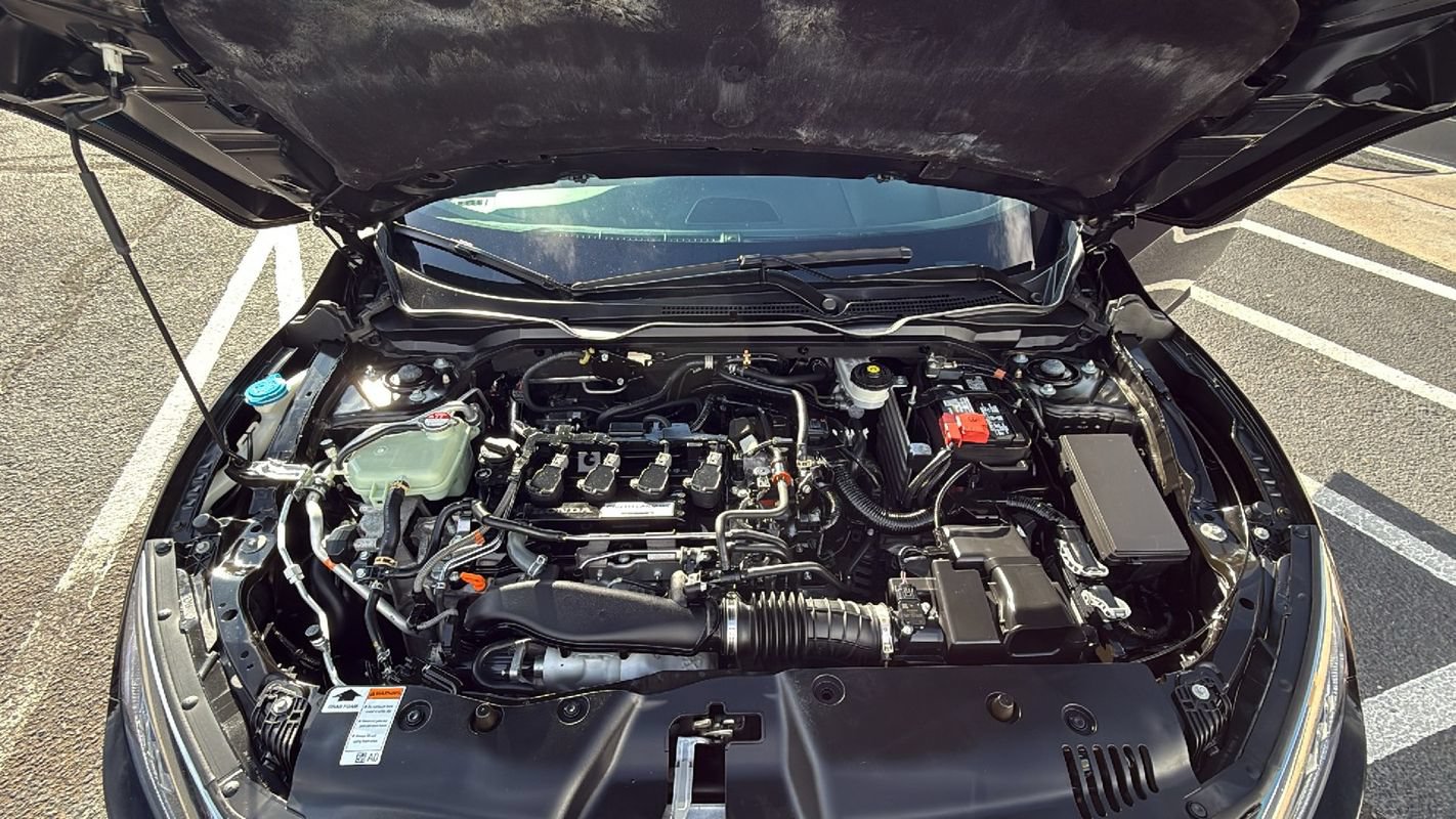 Used 2018 Honda Civic Touring image 28