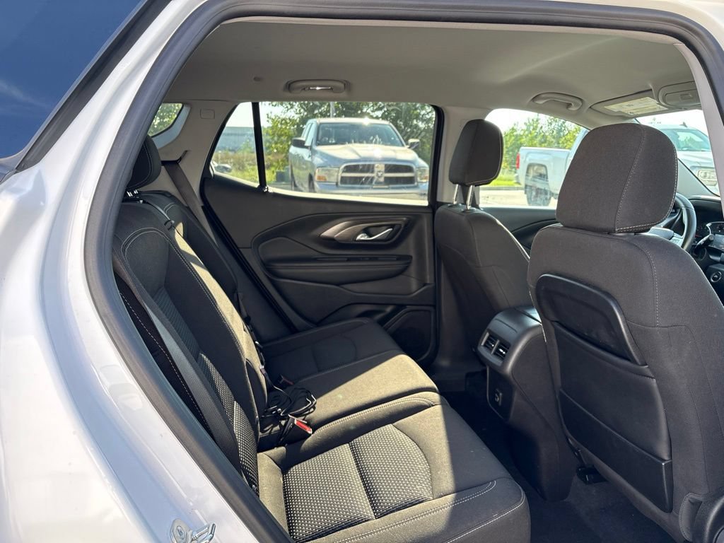 Used 2024 GMC Terrain SLE AWD/4WD image 23