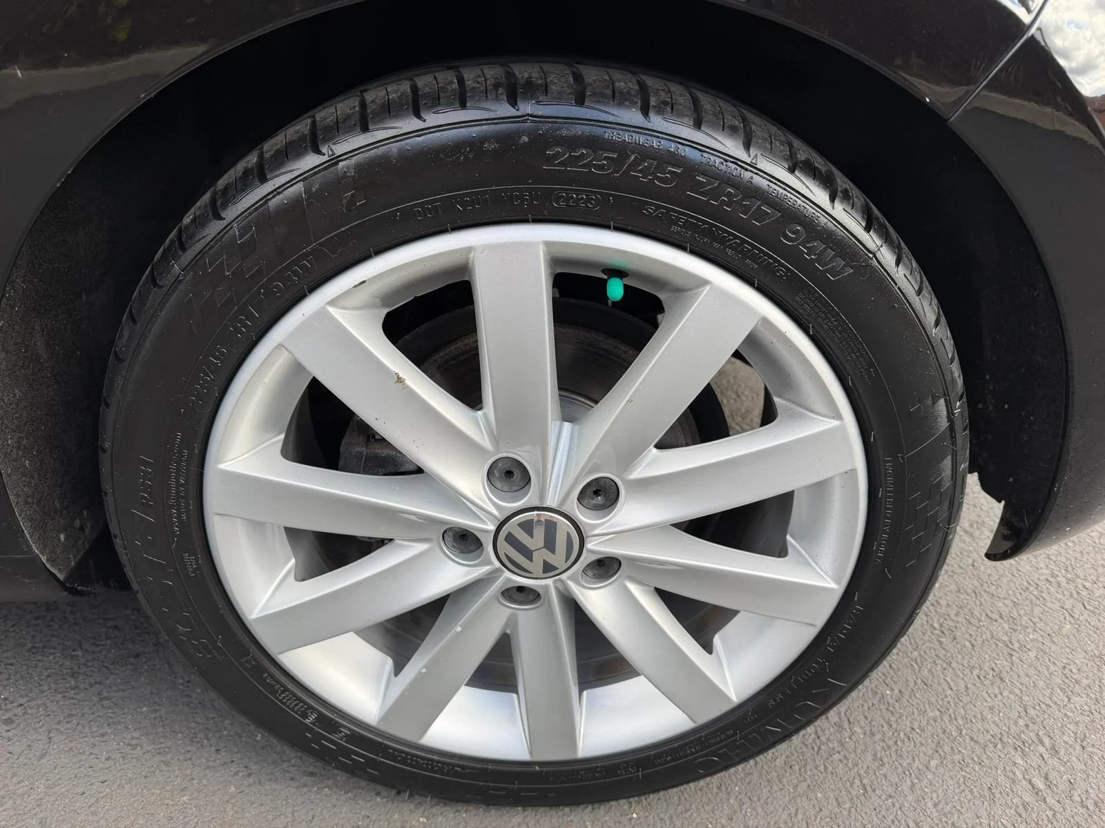 Used 2011 Volkswagen Golf TDI FWD image 27