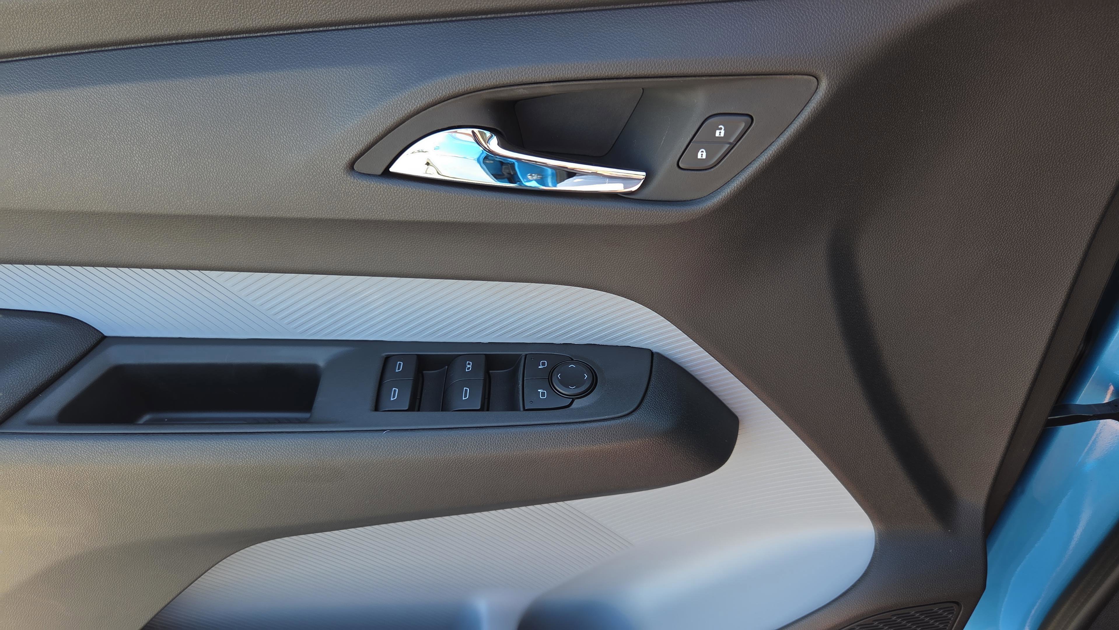 New 2027 Chevrolet Bolt LT image 19