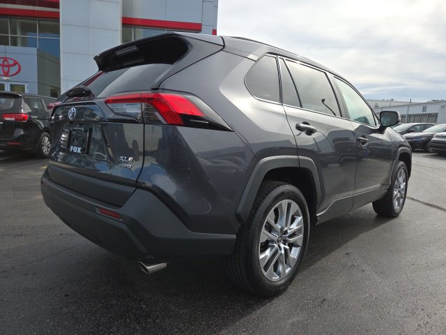 Used 2025 Toyota RAV4 XLE Premium w/ Weather Package AWD/4WD image 7