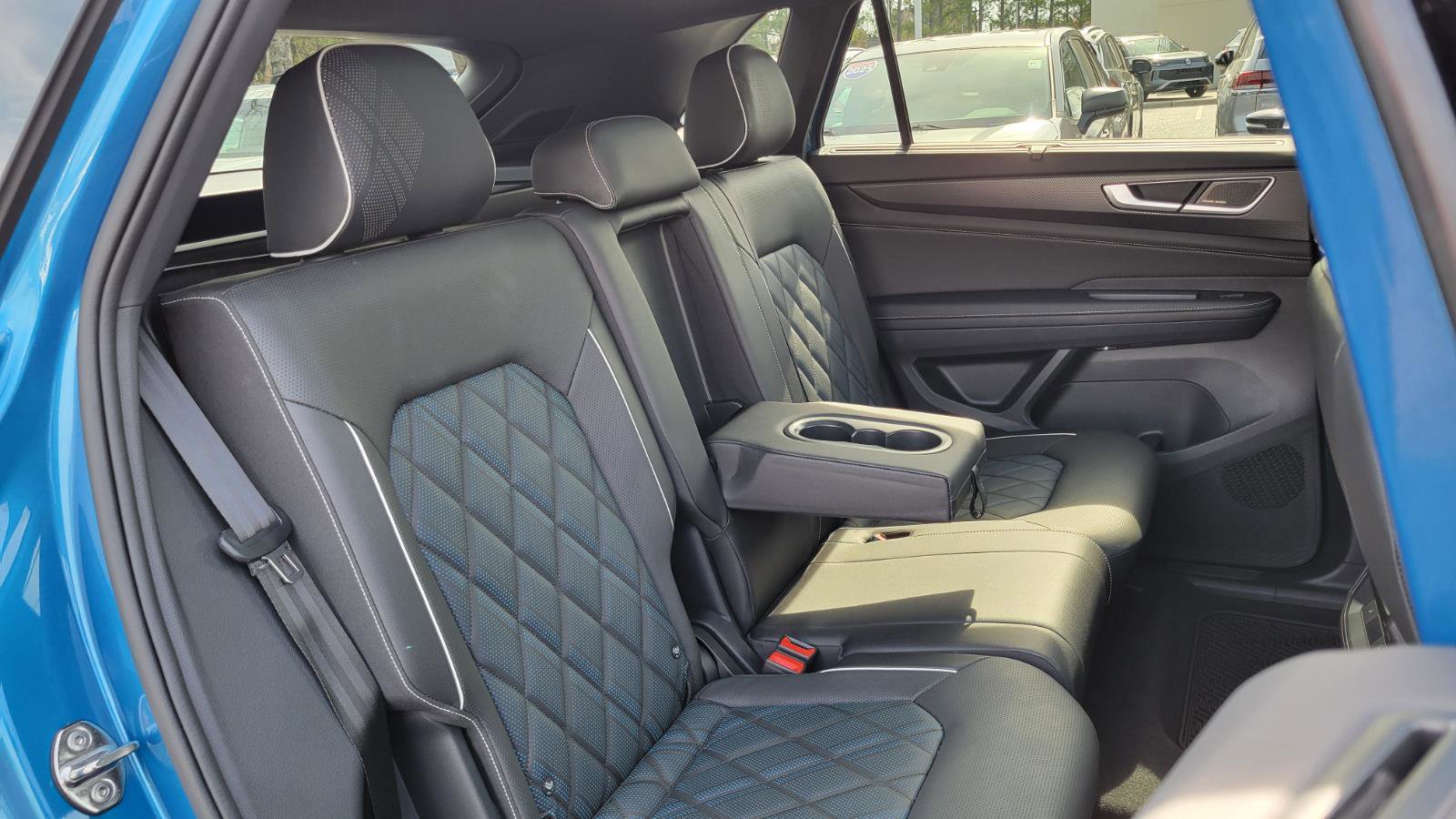 Certified 2025 Volkswagen Atlas Cross Sport SEL Premium R-Line image 46