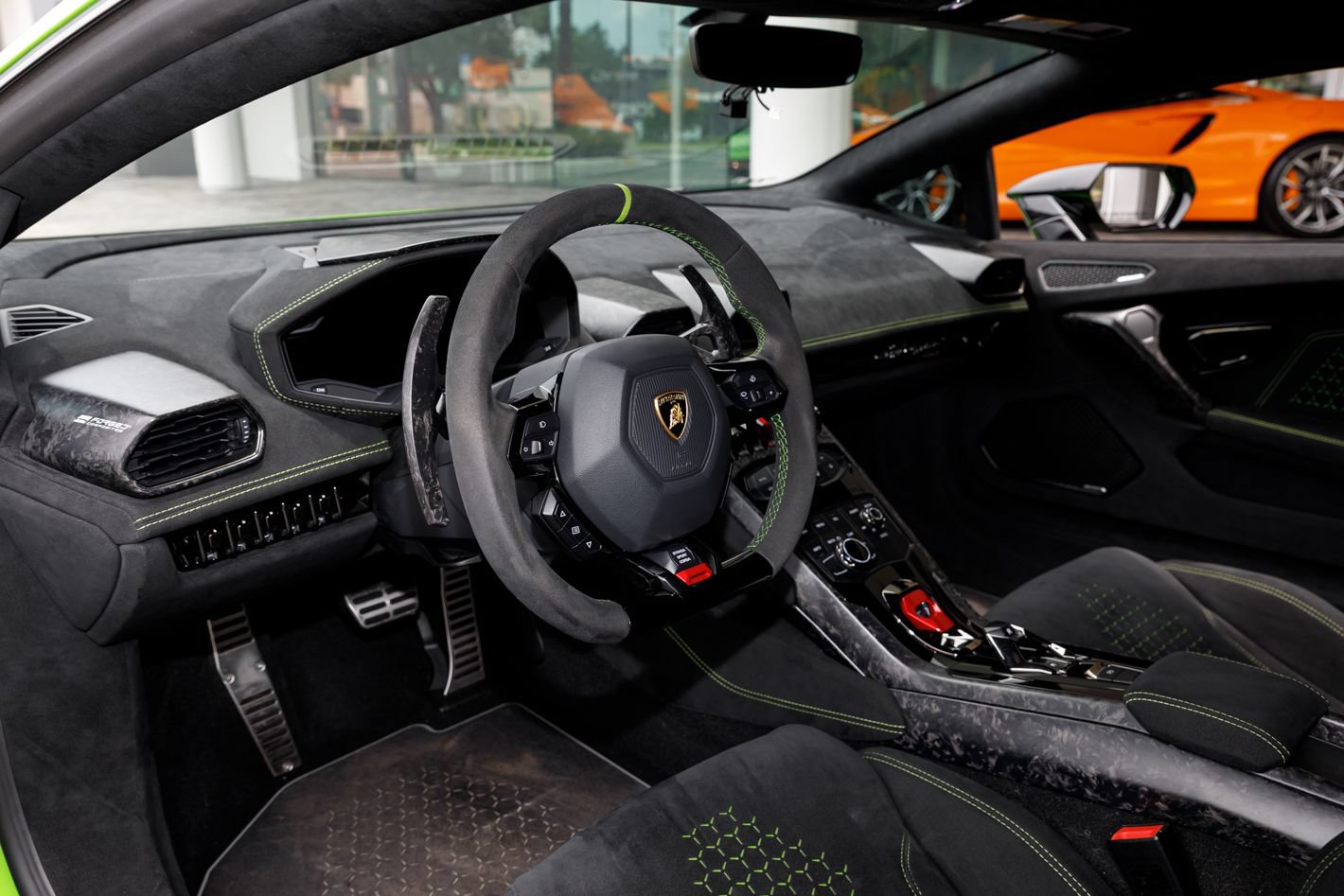 Used 2018 Lamborghini Huracan Performante AWD/4WD image 42