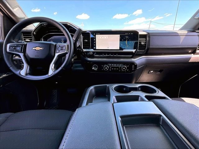 Used 2023 Chevrolet Silverado 1500 LT AWD/4WD image 21