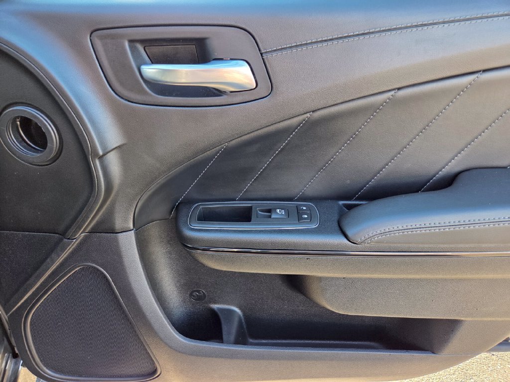 Used 2023 Dodge Charger R/T w/ Plus Group RWD image 22