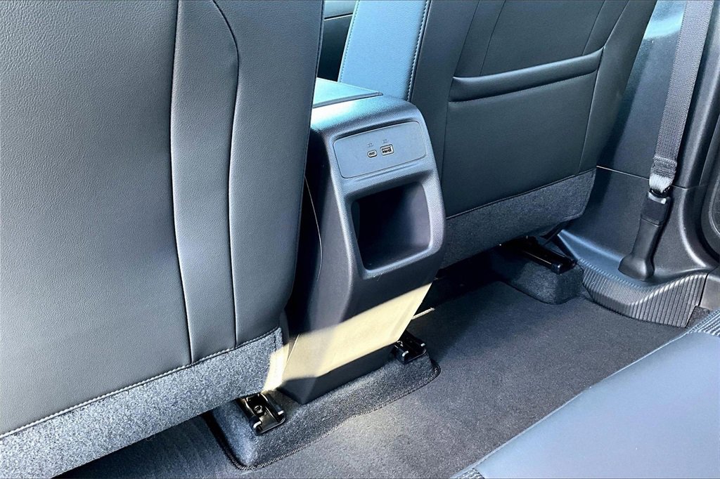 Used 2025 Buick Envista Preferred image 10