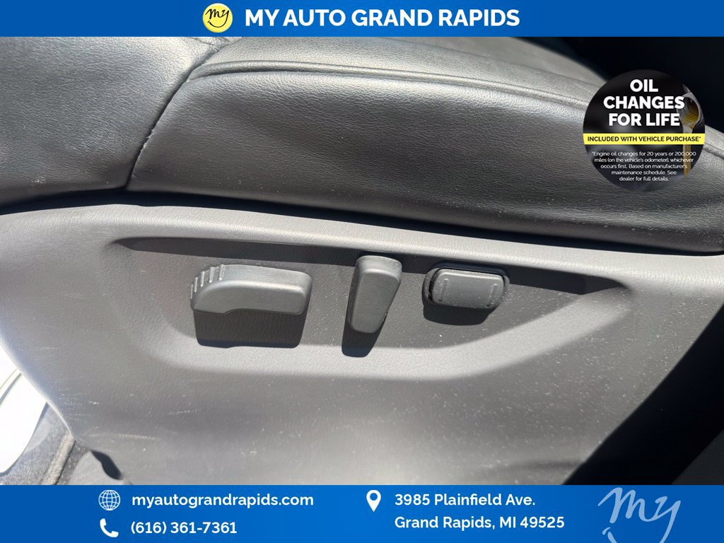 Used 2024 Nissan Armada SV AWD/4WD image 12