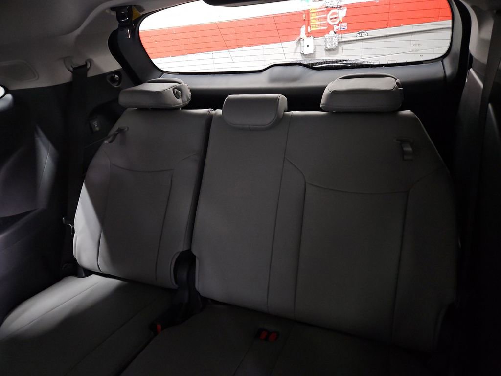 New 2026 Toyota Sienna XLE image 24