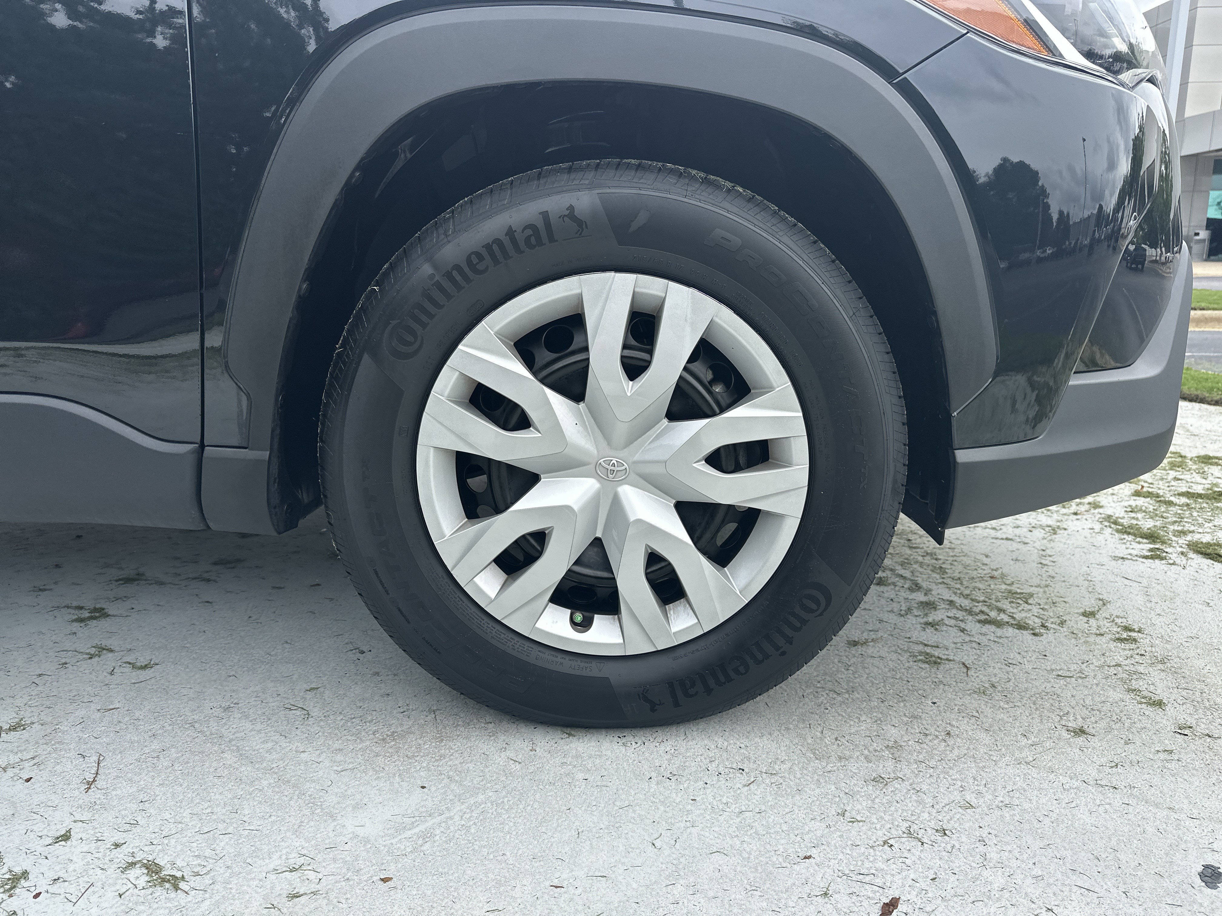Certified 2025 Toyota Corolla Cross L FWD image 13