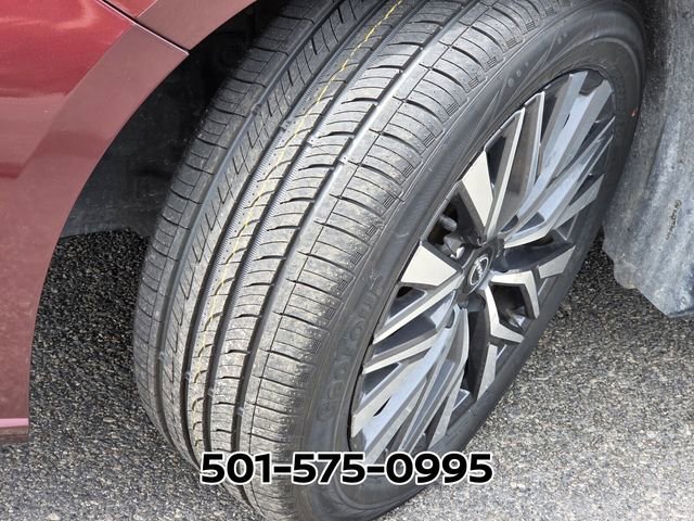 Used 2024 Nissan Altima 2.5 SV FWD image 19