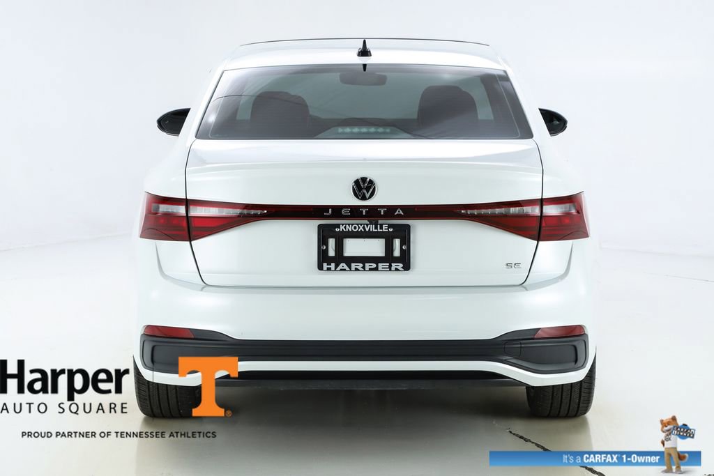 Used 2025 Volkswagen Jetta SE w/ Sunroof Package image 45