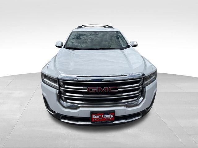Used 2023 GMC Acadia SLE w/ Driver Convenience Package FWD image 2