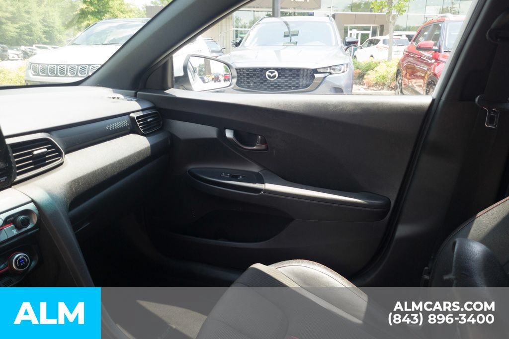 Used 2019 Hyundai Veloster 2.0 Premium FWD image 16