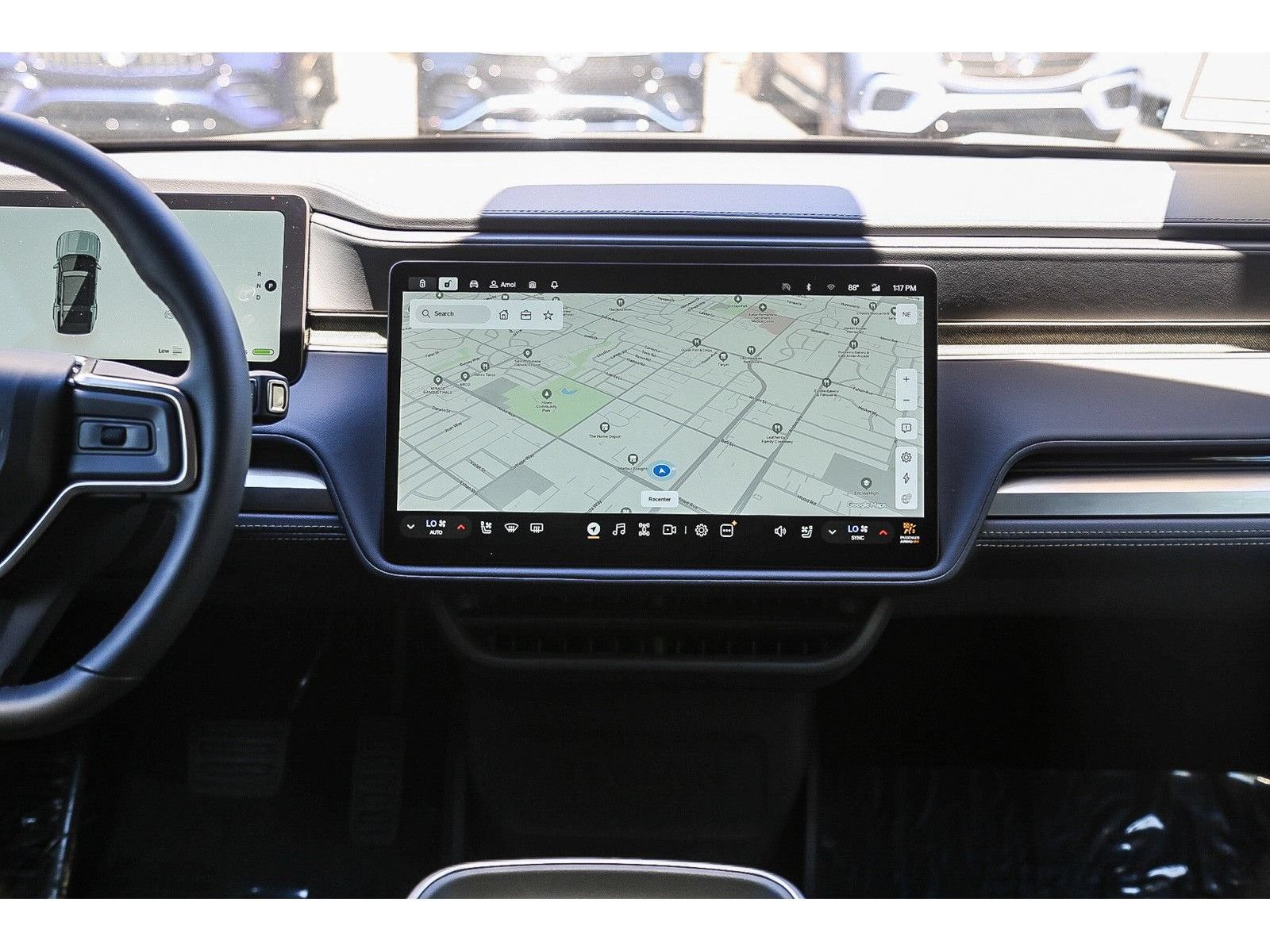 Used 2025 Rivian R1S Adventure AWD/4WD image 11