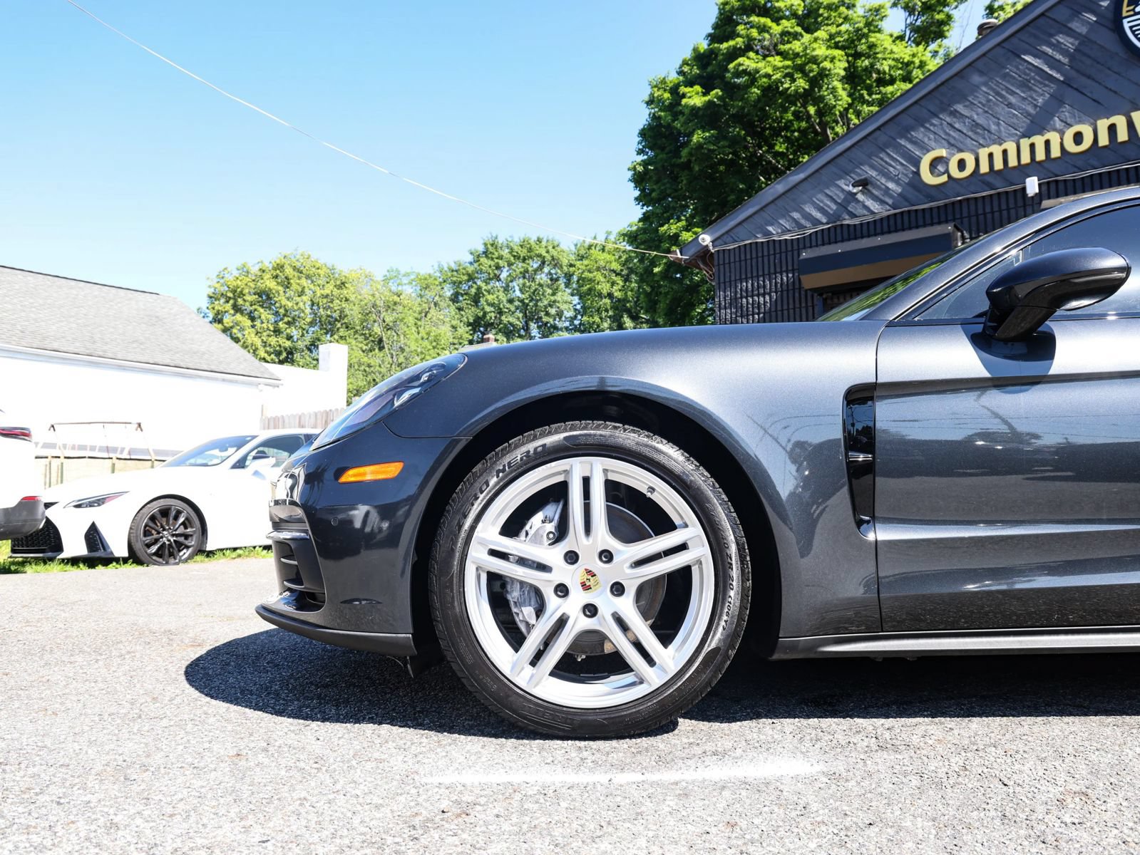 Used 2017 Porsche Panamera 4 w/ Premium Package AWD/4WD image 12