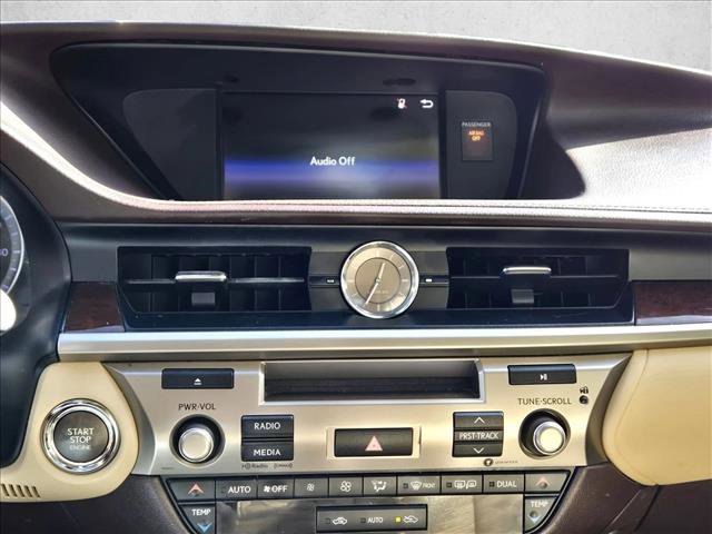 Used 2018 Lexus ES 350 w/ Premier Package image 12