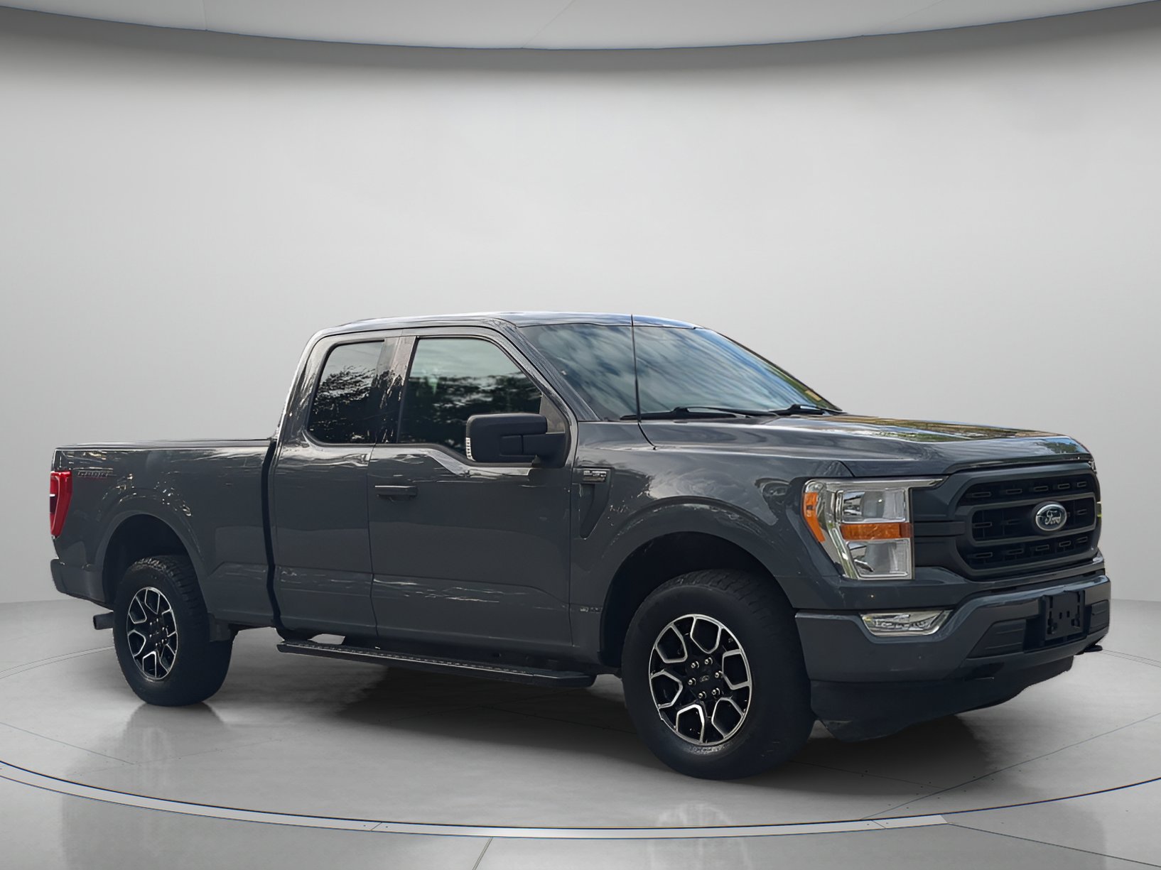 Used 2021 Ford F150 XLT w/ Equipment Group 301A Mid AWD/4WD image 38