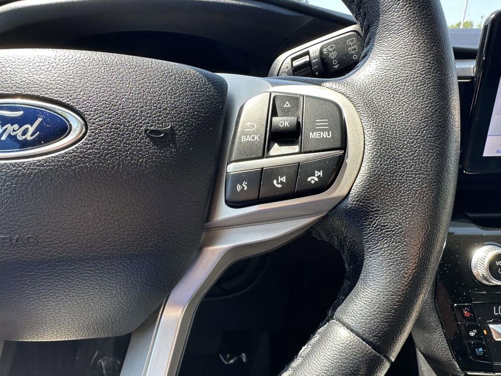 Used 2021 Ford Explorer Limited w/ Equipment Group 301A RWD image 14