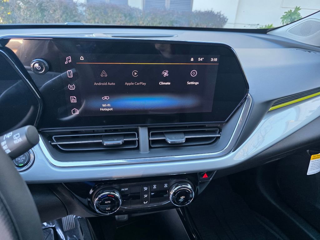 New 2026 Chevrolet Trax LT image 13