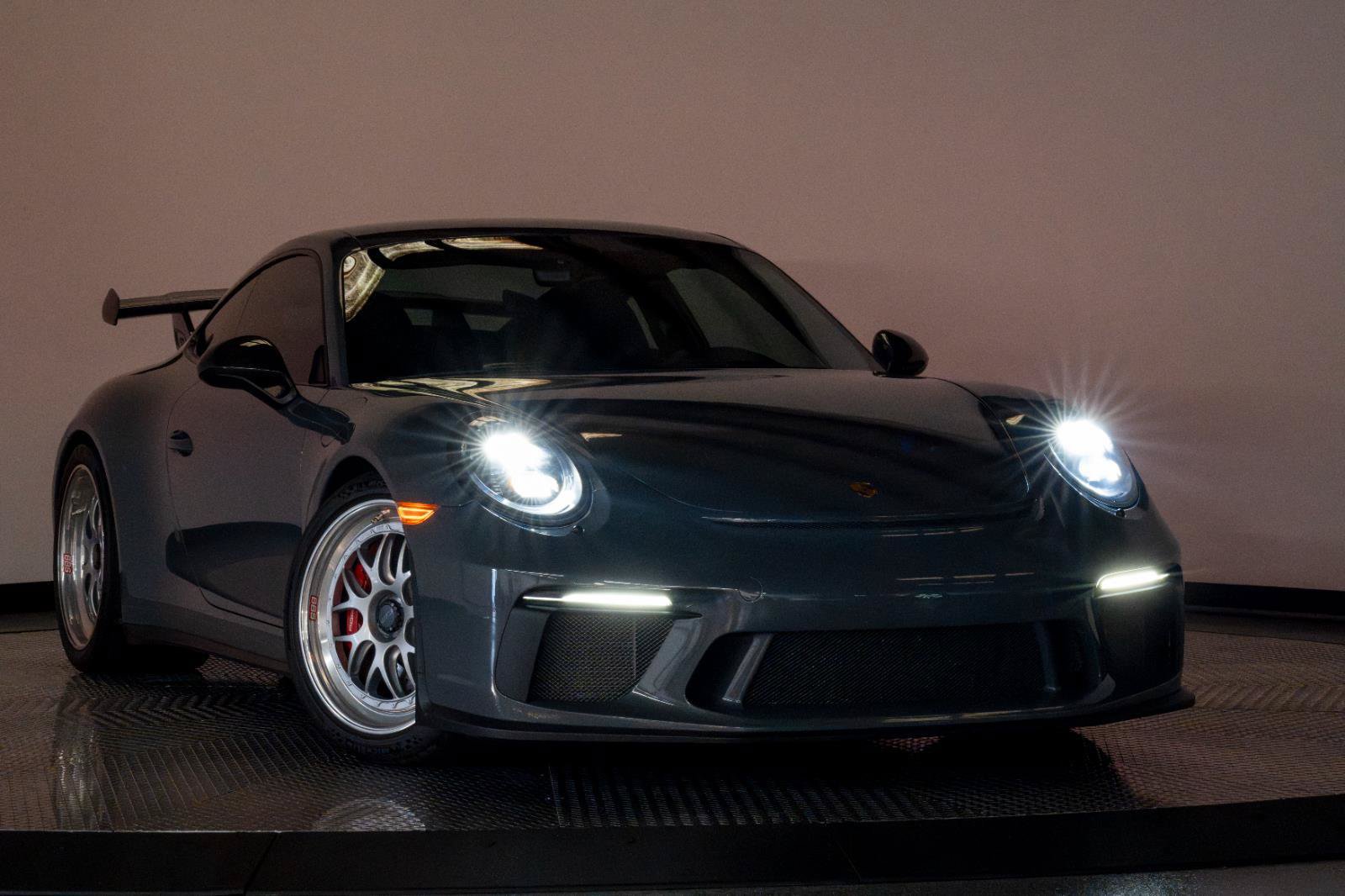 Used 2018 Porsche 911 GT3 RWD image 25