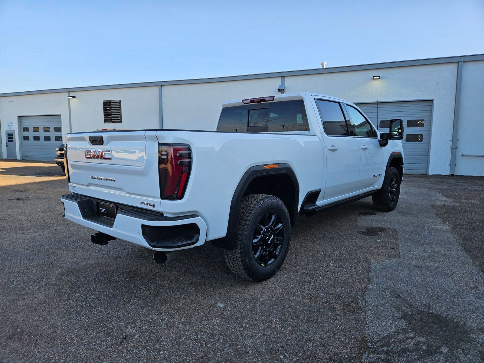 New 2026 GMC Sierra 2500 AT4 w/ AT4 Premium Plus Package AWD/4WD image 6