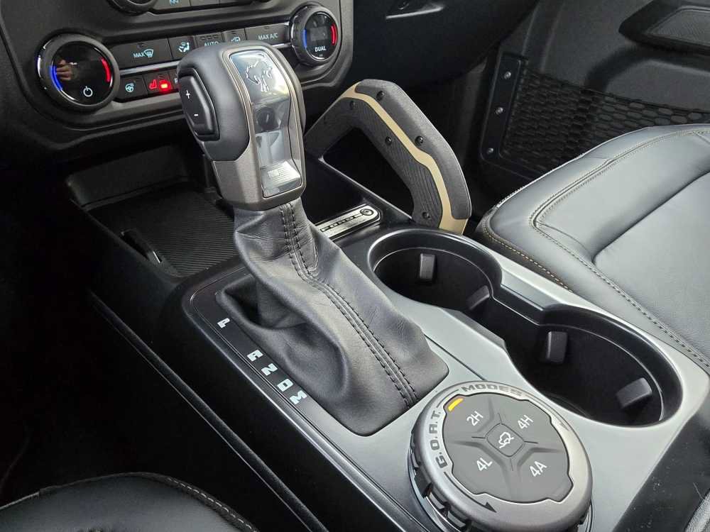 New 2025 Ford Bronco Badlands image 24