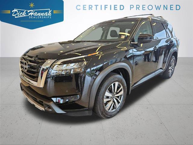 Certified 2025 Nissan Pathfinder SL AWD/4WD image 1