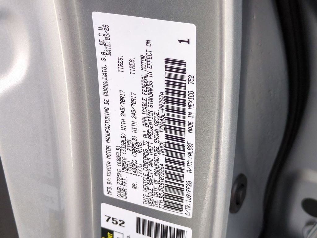 Used 2025 Toyota Tacoma SR5 image 30