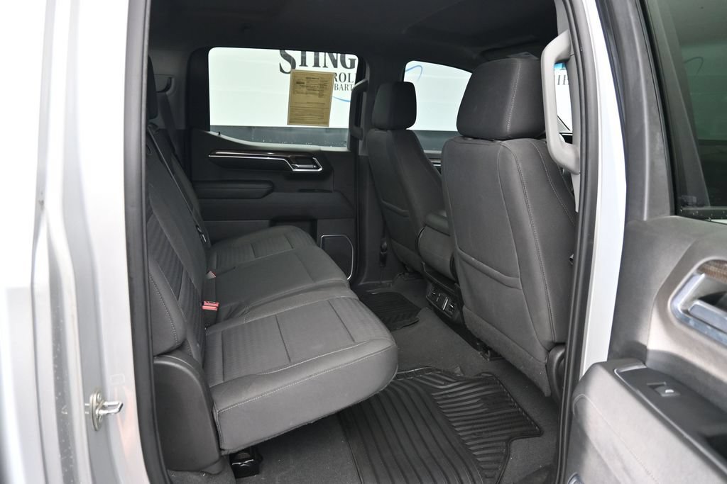 Used 2022 Chevrolet Silverado 1500 LT AWD/4WD image 18